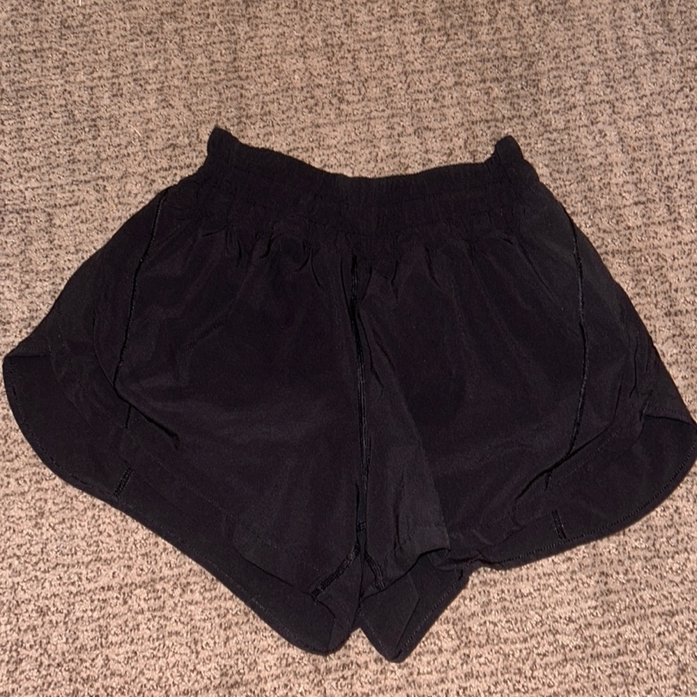 black lululemon tracker shorts